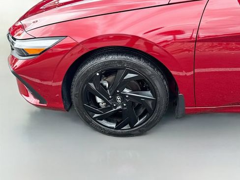 Certified 2026 Hyundai Elantra Sport FWD image 30