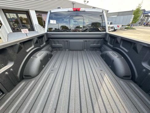 New 2025 Ford F150 Platinum w/ FX4 Off-Road Package image 5