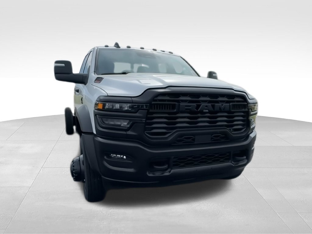 New 2026 RAM 5500 Tradesman AWD/4WD image 4