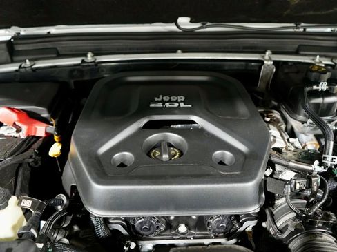 Used 2021 Jeep Wrangler Unlimited Rubicon 4xe w/ Steel Bumper Group image 11