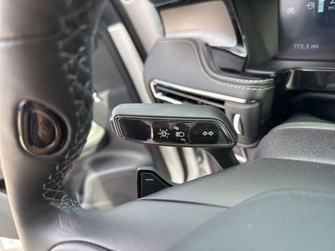 Certified 2025 Lincoln Corsair Reserve AWD/4WD image 31