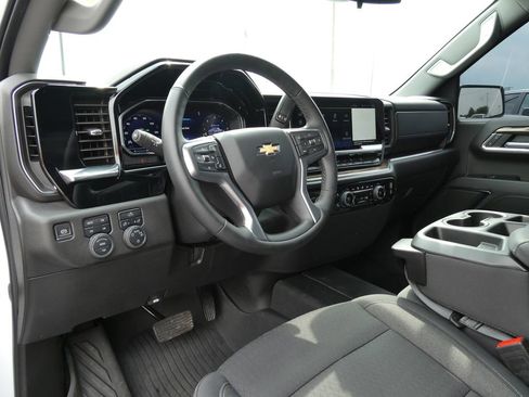 Certified 2024 Chevrolet Silverado 1500 LT w/ Z71 Off-Road Package AWD/4WD image 24