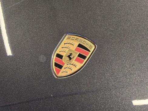 Used 2025 Porsche Taycan 4S image 29