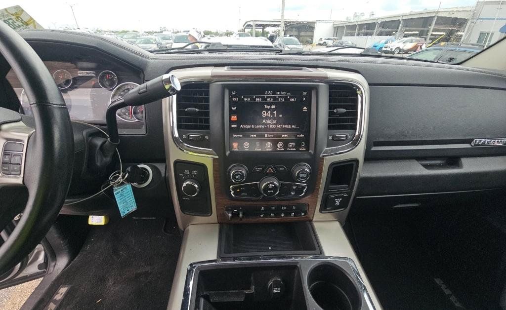 Used 2014 RAM 2500 Laramie w/ Convenience Group AWD/4WD image 14