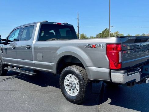 Used 2021 Ford F250 XLT AWD/4WD image 4
