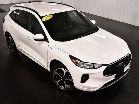 Used 2023 Ford Escape ST-Line Select w/ Tech Pack #2 AWD/4WD image 13