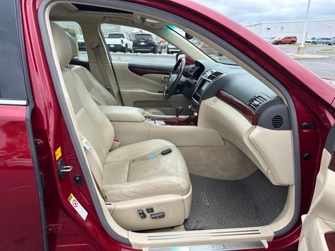 Used 2011 Lexus LS 460 AWD w/ Luxury Value Edition image 39