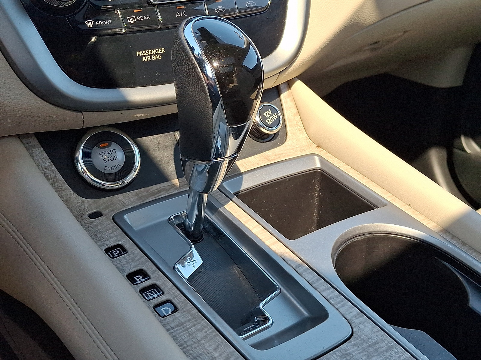 Used 2020 Nissan Murano SL w/ Moonroof Package AWD/4WD image 15
