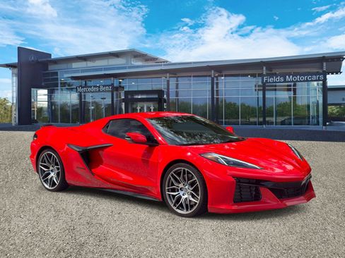 Used 2023 Chevrolet Corvette Z06 RWD image 1
