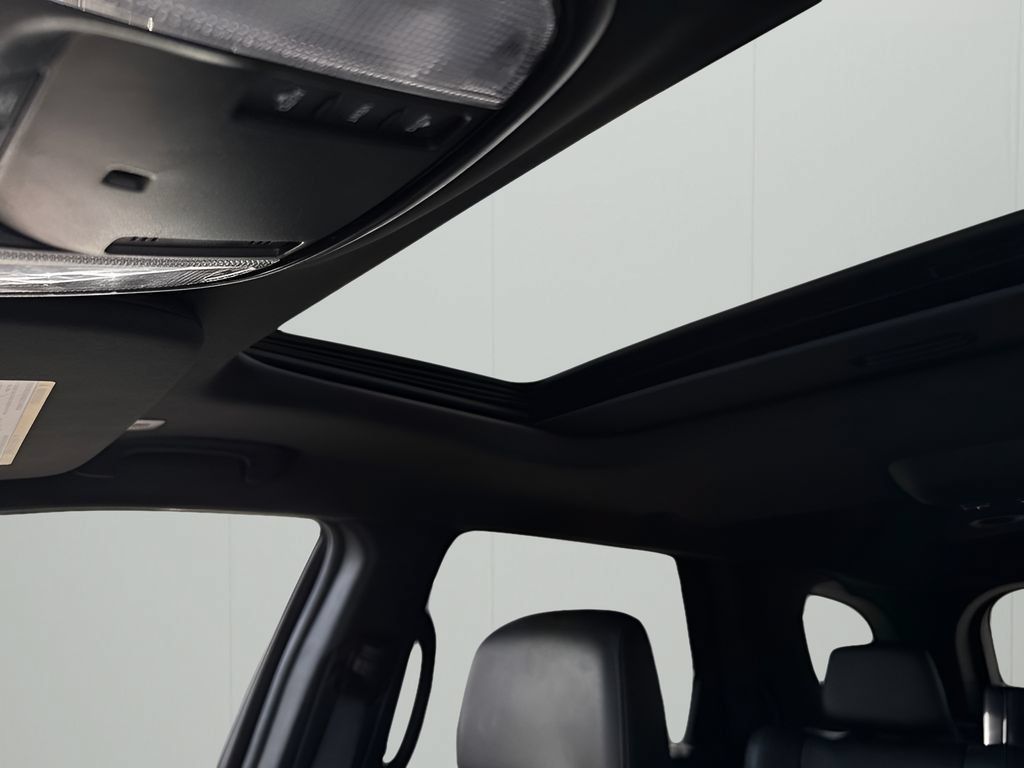 Used 2022 Dodge Durango GT w/ Blacktop Package AWD/4WD image 14