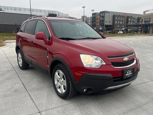 Used 2014 Chevrolet Captiva Sport LS image 3