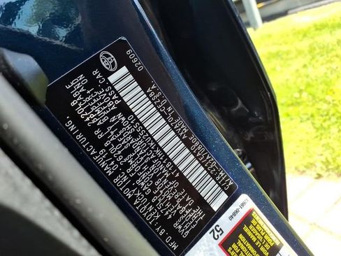 Certified 2019 Toyota Camry SE FWD image 24