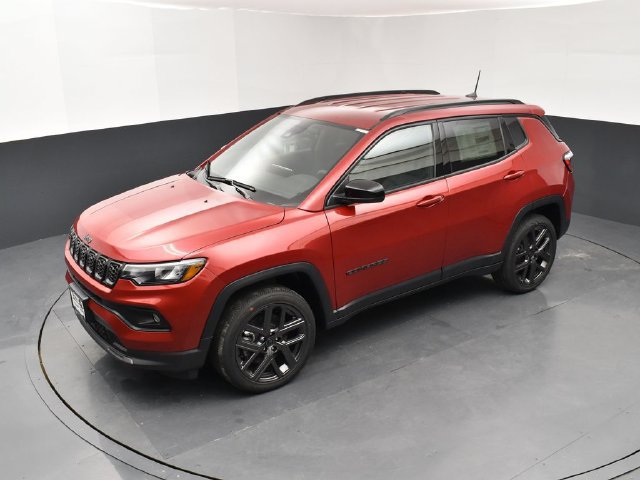 New 2026 Jeep Compass Latitude AWD/4WD image 18