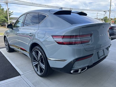 Used 2025 Genesis GV80 3.5T e-SC image 10