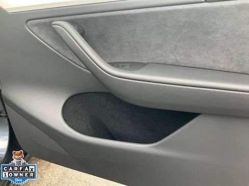 Used 2023 Tesla Model Y Long Range AWD/4WD image 69