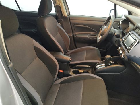 Used 2025 Nissan Versa SV w/ Trunk Package FWD image 21
