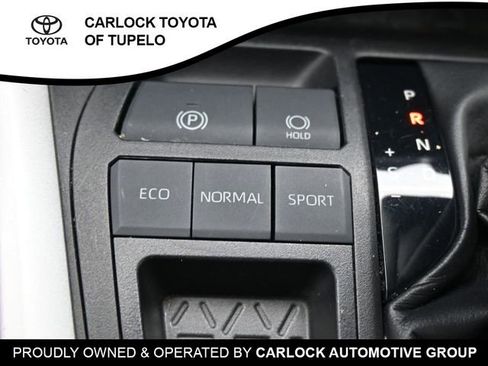 Used 2021 Toyota RAV4 XLE Premium image 14