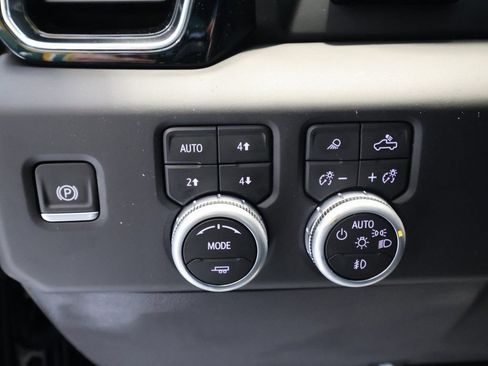 New 2026 GMC Sierra 1500 Denali AWD/4WD image 13