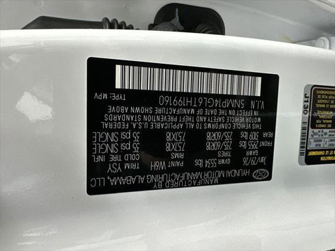 New 2026 Hyundai Santa Fe SE image 32