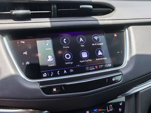 Used 2026 Cadillac XT5 Sportv w/ LPO, Onyx Lite Package AWD/4WD image 16