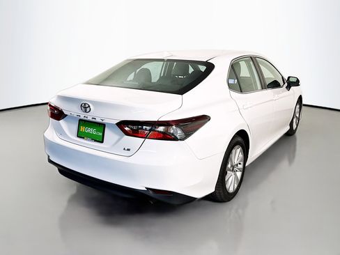 Used 2023 Toyota Camry LE image 10