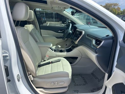 Used 2023 GMC Acadia Denali w/ Denali Ultimate Package image 22