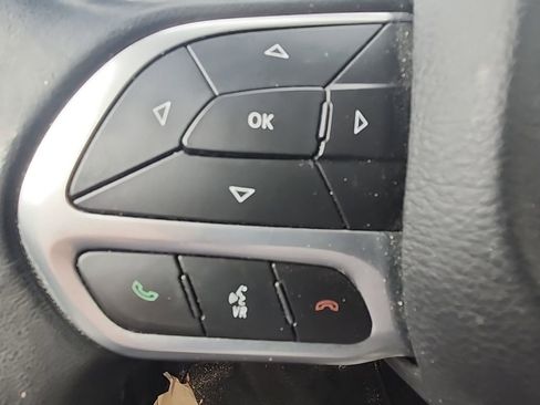 Certified 2021 Chrysler 300 Touring L w/ Popular Equipment Group image 11