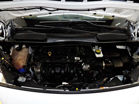 Used 2018 Ford Transit Connect XLT image 21