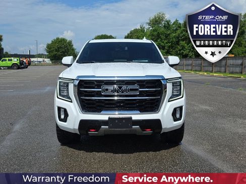 Used 2023 GMC Yukon AT4 AWD/4WD image 10