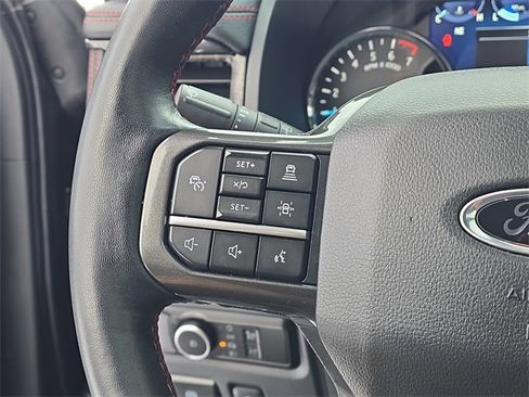 Used 2023 Ford Expedition Max Limited image 15