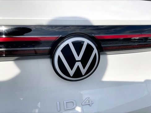 Used 2023 Volkswagen ID.4 Pro S AWD/4WD image 31
