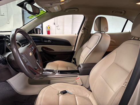Used 2013 Chevrolet Malibu LTZ image 12