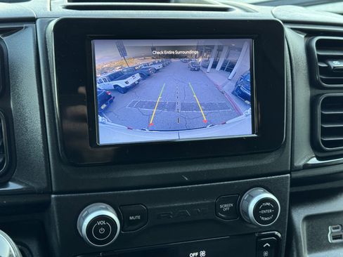 Used 2024 RAM ProMaster 2500 w/ Safety Group image 19