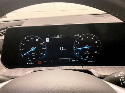 Used 2024 Kia Telluride SX image 19