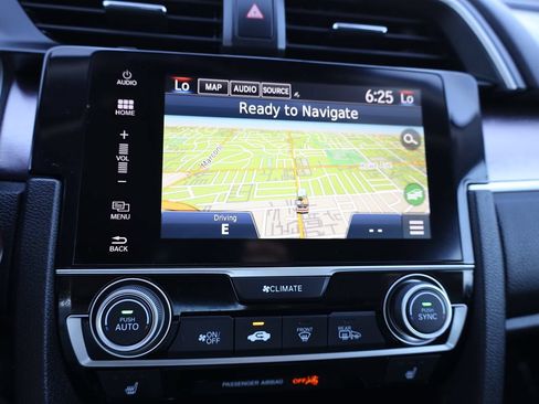 Used 2016 Honda Civic Touring image 25