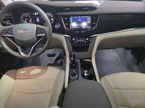 Used 2024 Cadillac XT6 Premium Luxury FWD image 25