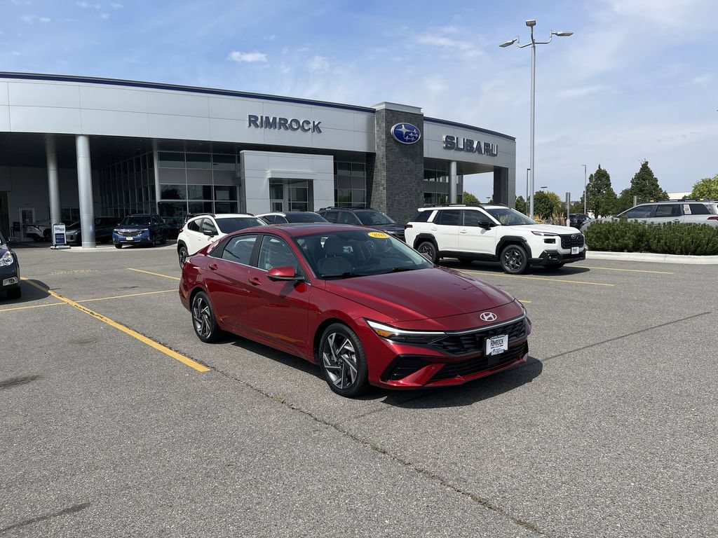 Used 2024 Hyundai Elantra Limited FWD image 12