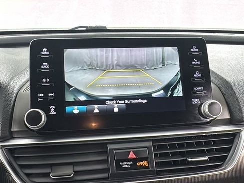 Used 2020 Honda Accord Sport image 24