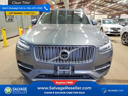 Used 2016 Volvo XC90 T8 Inscription w/ Vision Package image 7