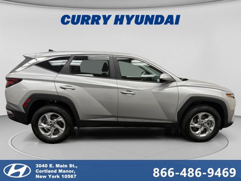 Used 2024 Hyundai Tucson SE AWD/4WD image 6