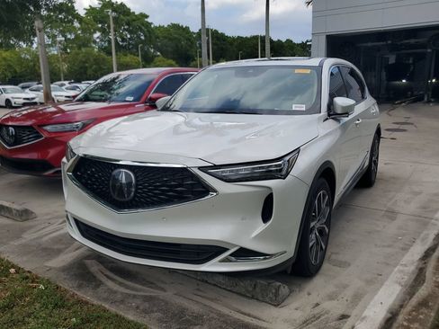 Used 2024 Acura MDX w/ Technology Package AWD/4WD image 3