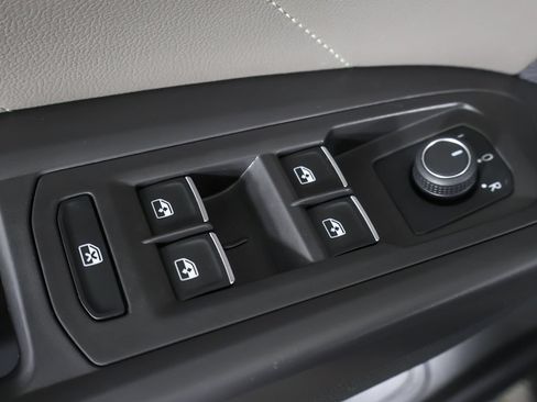 Certified 2023 Volkswagen Atlas SE AWD/4WD image 40