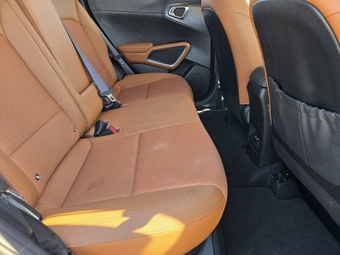 Used 2025 Kia Soul EX image 15