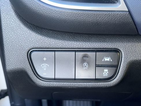 Certified 2023 Kia Seltos S w/ Navigation Package image 24