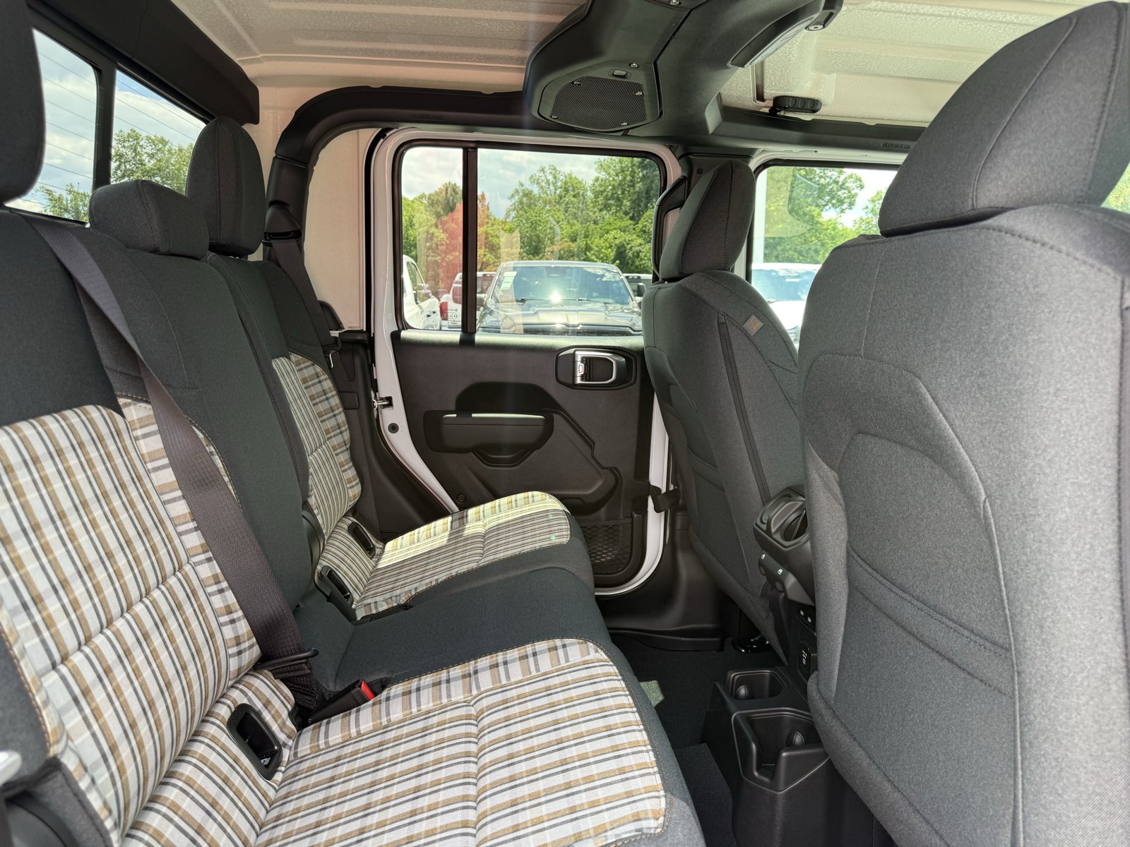 New 2026 Jeep Gladiator Sport AWD/4WD image 15