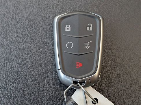 Certified 2025 Cadillac XT5 Premium Luxury image 34