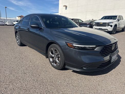 Used 2023 Honda Accord EX image 1