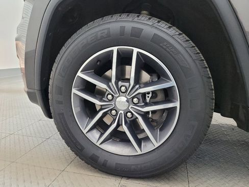 Used 2017 Jeep Grand Cherokee Limited w/ Trailer Tow Group IV image 31