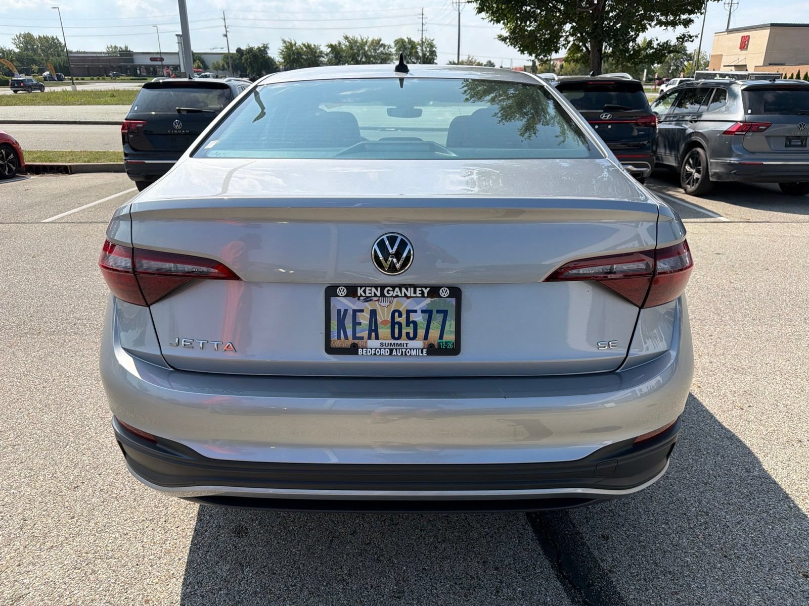 Certified 2023 Volkswagen Jetta SE FWD image 40