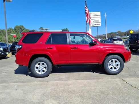 Used 2024 Toyota 4Runner SR5 image 2
